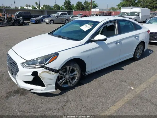 5NPE34AF2JH629335 2018 HYUNDAI SONATA - Image 2