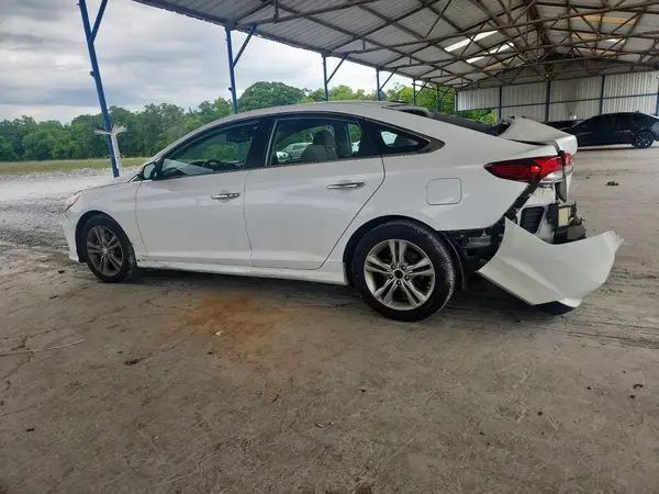 5NPE34AF2JH633675 2018 HYUNDAI SONATA - Image 2