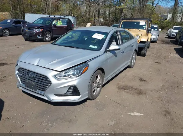 5NPE34AF2JH633871 2018 HYUNDAI SONATA - Image 2