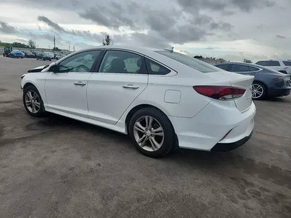 5NPE34AF2JH634695 2018 HYUNDAI SONATA - Image 2