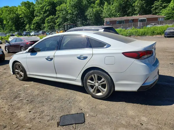 5NPE34AF2JH634924 2018 HYUNDAI SONATA - Image 2