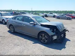 5NPE34AF2JH635586 2018 HYUNDAI SONATA
