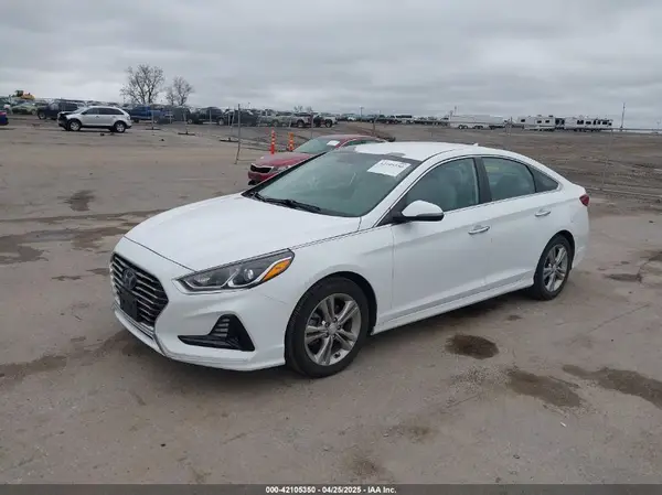 5NPE34AF2JH636995 2018 HYUNDAI SONATA - Image 2
