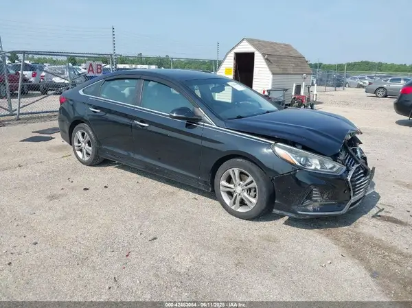5NPE34AF2JH642117 2018 HYUNDAI SONATA - Image 1