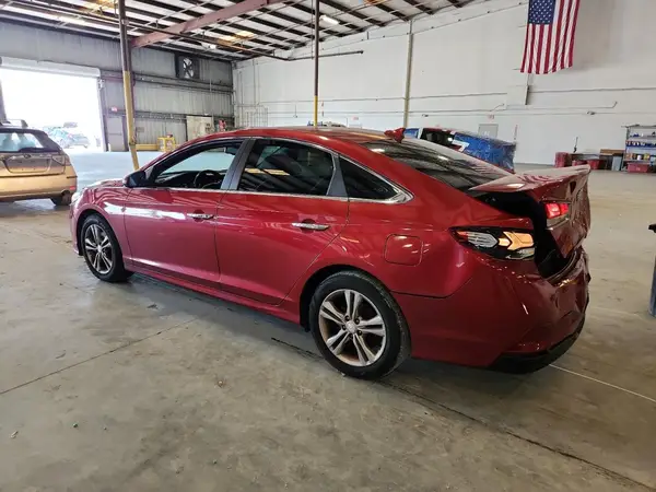 5NPE34AF2JH643591 2018 HYUNDAI SONATA - Image 2