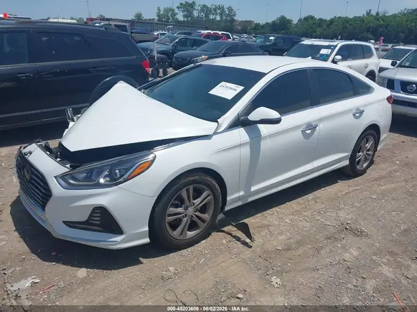 5NPE34AF2JH643882 2018 HYUNDAI SONATA - Image 2