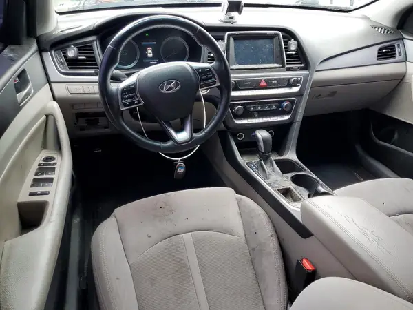 5NPE34AF2JH644398 2018 HYUNDAI SONATA - Image 8