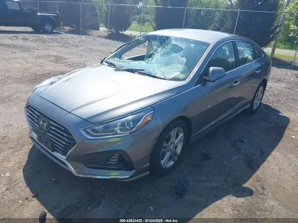 5NPE34AF2JH645678 2018 HYUNDAI SONATA - Image 2