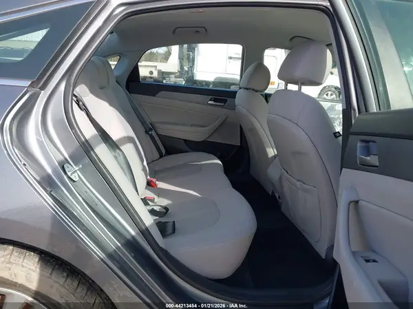 5NPE34AF2JH646118 2018 HYUNDAI SONATA - Image 8