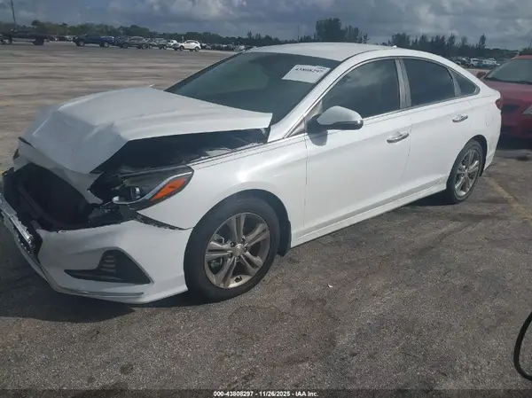 5NPE34AF2JH646765 2018 HYUNDAI SONATA - Image 2