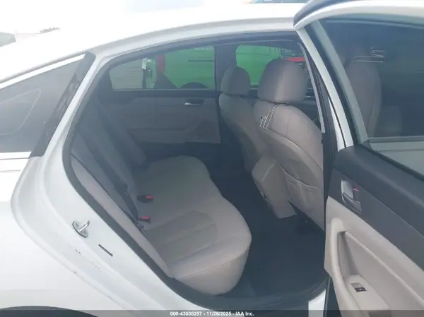 5NPE34AF2JH646765 2018 HYUNDAI SONATA - Image 8