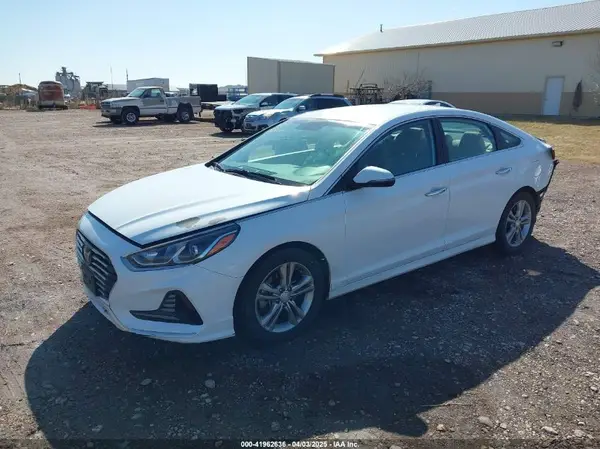 5NPE34AF2JH647186 2018 HYUNDAI SONATA - Image 2