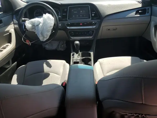5NPE34AF2JH653067 2018 HYUNDAI SONATA - Image 8