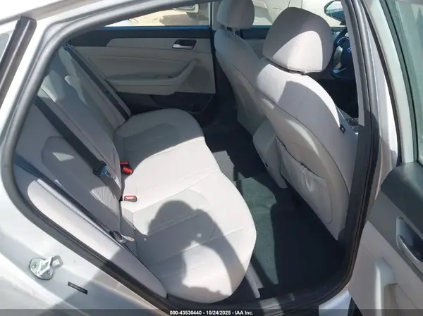 5NPE34AF2JH658267 2018 HYUNDAI SONATA - Image 8