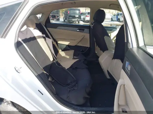 5NPE34AF2JH663887 2018 HYUNDAI SONATA - Image 8