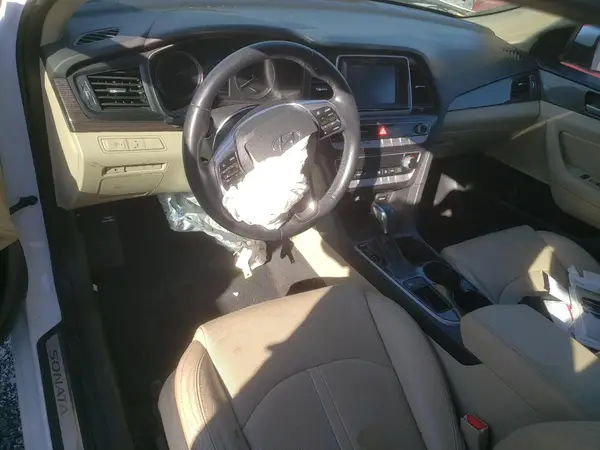 5NPE34AF2JH675506 2018 HYUNDAI SONATA - Image 8