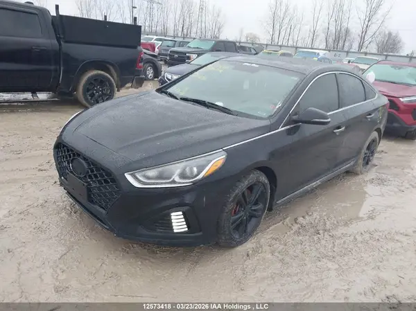 5NPE34AF2JH677840 2018 HYUNDAI SONATA - Image 2