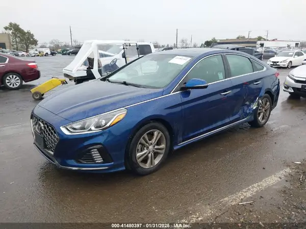 5NPE34AF2JH688014 2018 HYUNDAI SONATA - Image 2