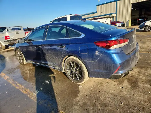 5NPE34AF2JH691012 2018 HYUNDAI SONATA - Image 2