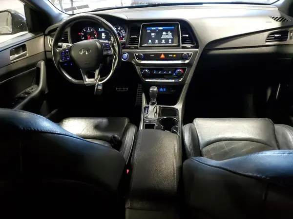 5NPE34AF2JH693245 2018 HYUNDAI SONATA - Image 8