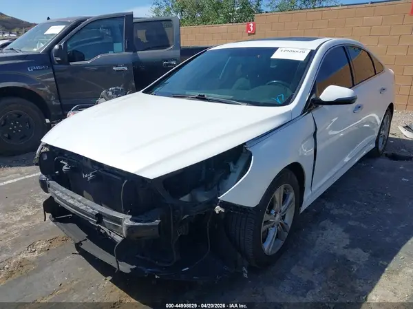 5NPE34AF2JH696226 2018 HYUNDAI SONATA - Image 2