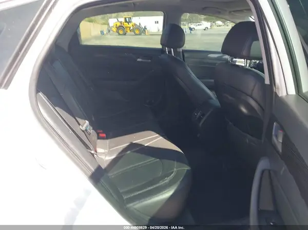 5NPE34AF2JH696226 2018 HYUNDAI SONATA - Image 8