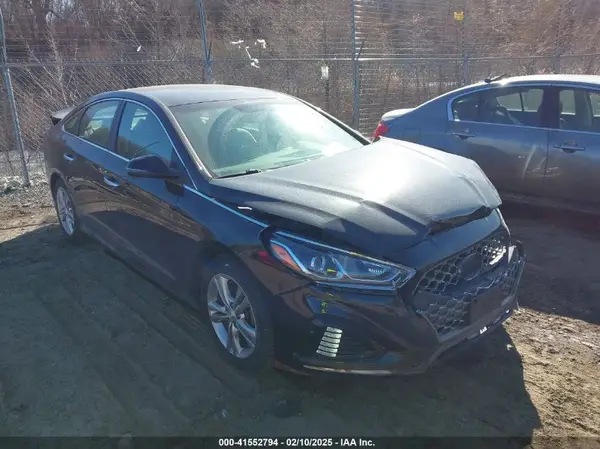 5NPE34AF2JH711517 2018 HYUNDAI SONATA - Image 1