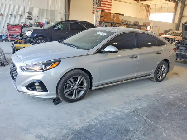 5NPE34AF2JH712392 2018 HYUNDAI SONATA - Image 1