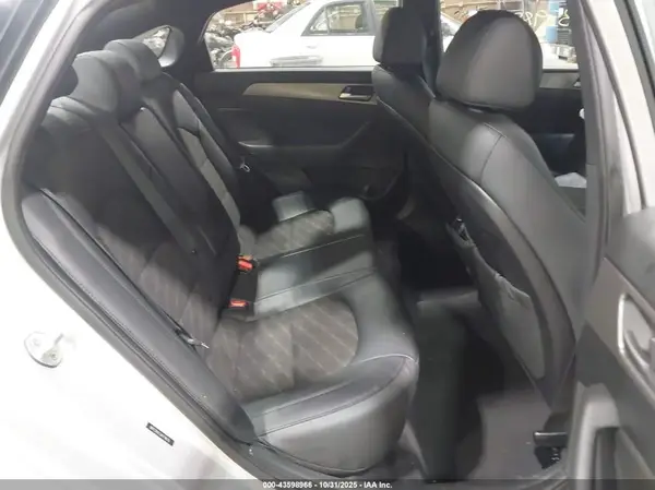 5NPE34AF2JH714675 2018 HYUNDAI SONATA - Image 8