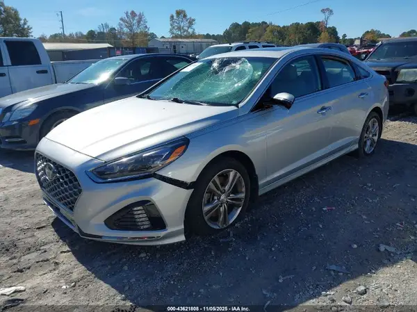 5NPE34AF2JH721805 2018 HYUNDAI SONATA - Image 2