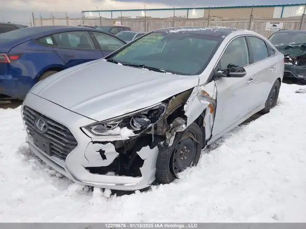 5NPE34AF2JH726597 2018 HYUNDAI SONATA - Image 2