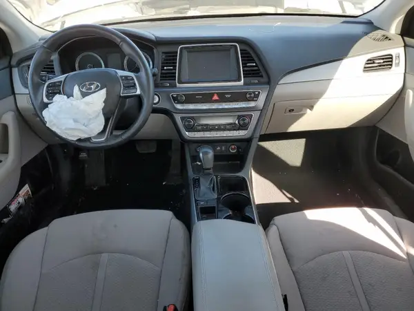 5NPE34AF2JH727233 2018 HYUNDAI SONATA - Image 8