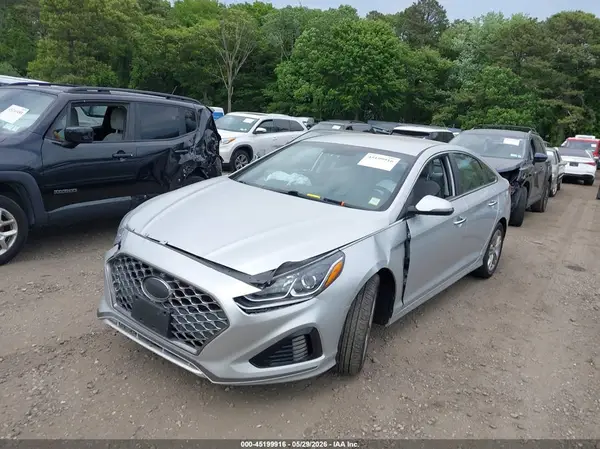 5NPE34AF2JH727863 2018 HYUNDAI SONATA - Image 2