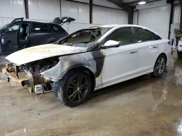 5NPE34AF2KH730523 2019 HYUNDAI SONATA - Image 1