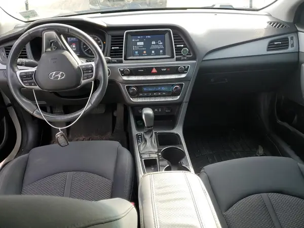5NPE34AF2KH735124 2019 HYUNDAI SONATA - Image 8