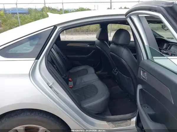 5NPE34AF2KH739805 2019 HYUNDAI SONATA - Image 8