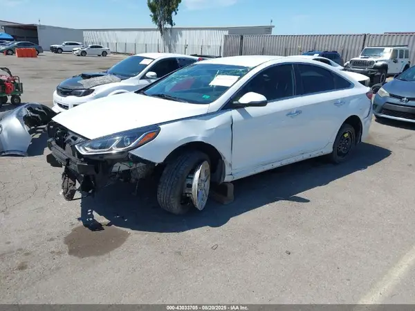 5NPE34AF2KH739948 2019 HYUNDAI SONATA - Image 2