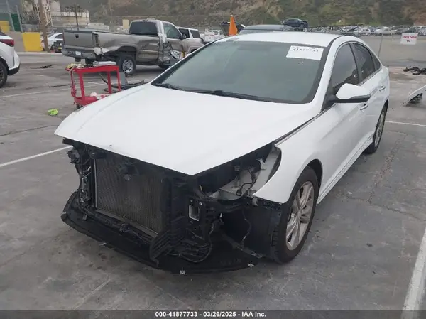 5NPE34AF2KH760654 2019 HYUNDAI SONATA - Image 2