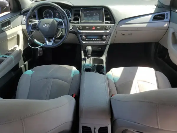 5NPE34AF2KH768141 2019 HYUNDAI SONATA - Image 8