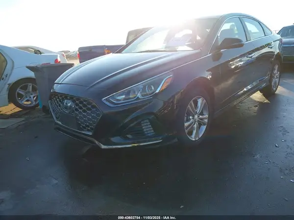 5NPE34AF2KH775381 2019 HYUNDAI SONATA - Image 2