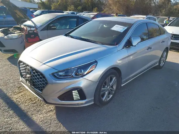 5NPE34AF2KH780368 2019 HYUNDAI SONATA - Image 2