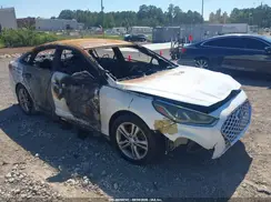 5NPE34AF2KH786378 2019 HYUNDAI SONATA