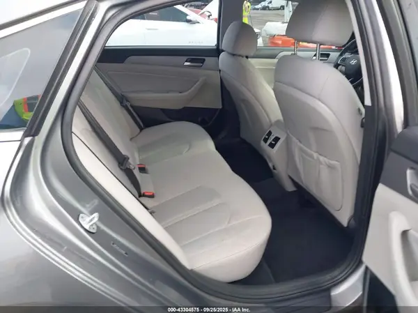 5NPE34AF2KH786610 2019 HYUNDAI SONATA - Image 8