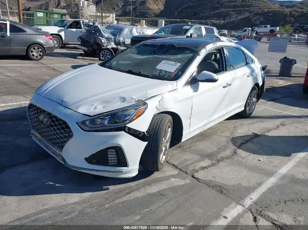 5NPE34AF2KH789684 2019 HYUNDAI SONATA - Image 2