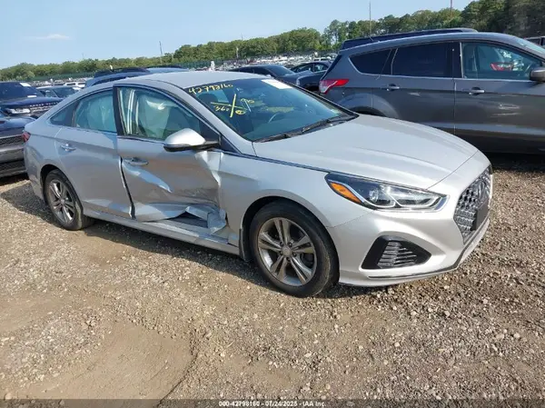 5NPE34AF2KH805415 2019 HYUNDAI SONATA - Image 1