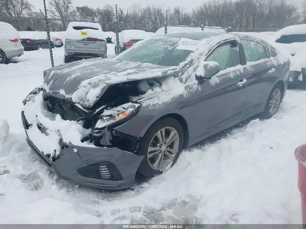 5NPE34AF2KH806905 2019 HYUNDAI SONATA - Image 2