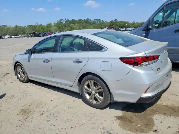 5NPE34AF2KH816785 2019 HYUNDAI SONATA - Image 2