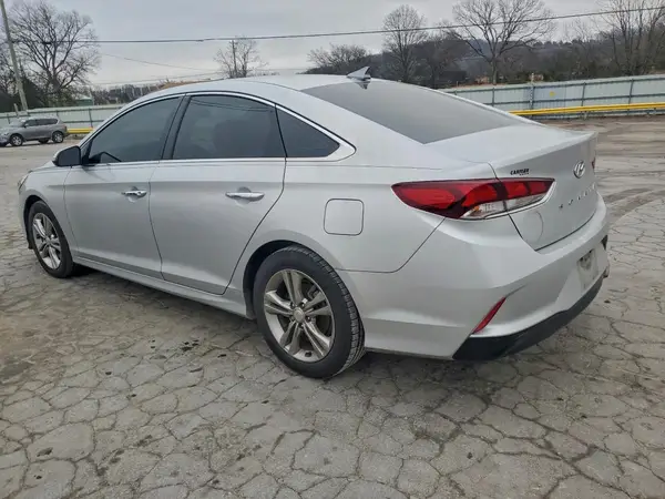 5NPE34AF2KH820867 2019 HYUNDAI SONATA - Image 2