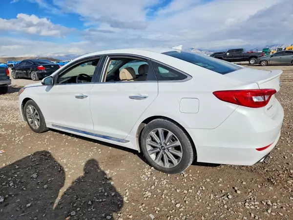 5NPE34AF3GH334933 2016 HYUNDAI SONATA - Image 2