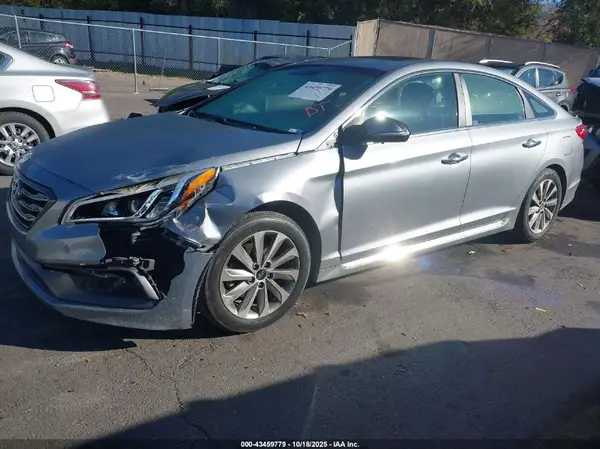 5NPE34AF3GH390676 2016 HYUNDAI SONATA - Image 2